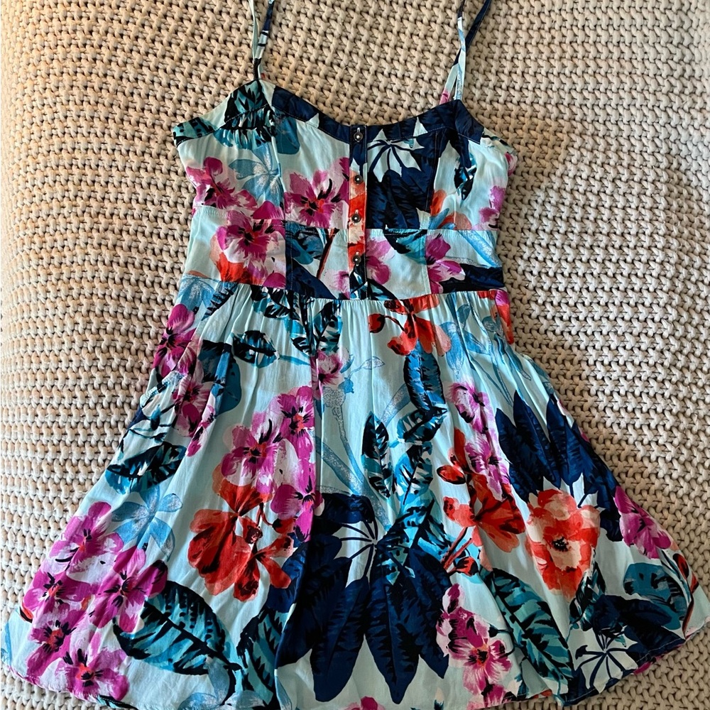 Women’s Express Floral Mini Dress (with pockets)